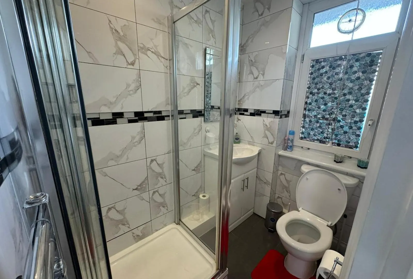 Homely And Very Comfortable Apartment London